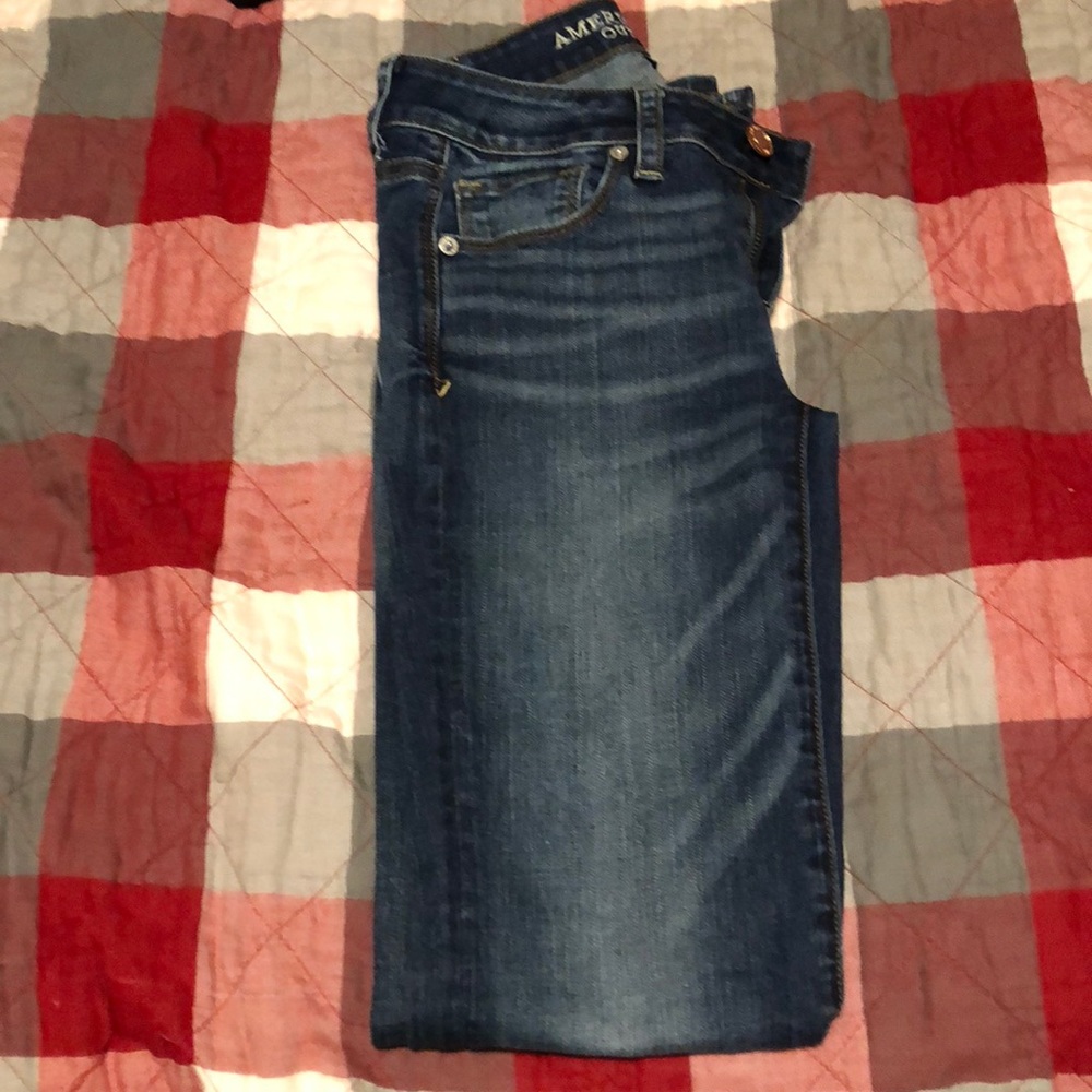 EUC jeans skinny kick by American eagle